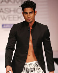 Prateik Babbar